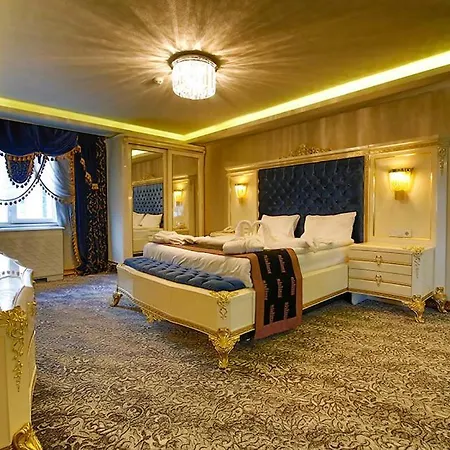 Hotel Manhattan 4*